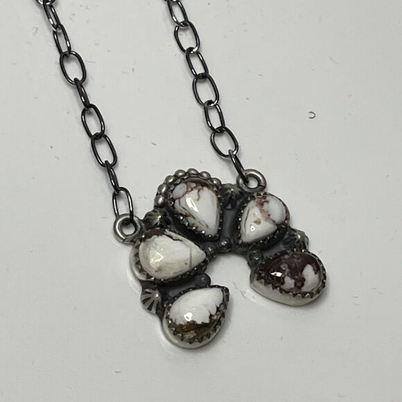 STERLING SILVER NATIVE AMERICAN SW WILD HORSE NECKLACE 16” w/extender Gunmetal - Picture 4 of 10